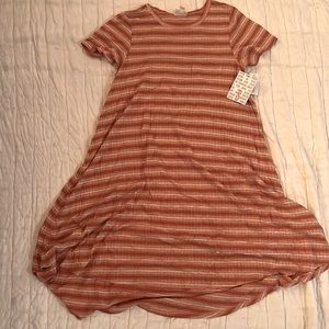 Small Lularoe Carly dress